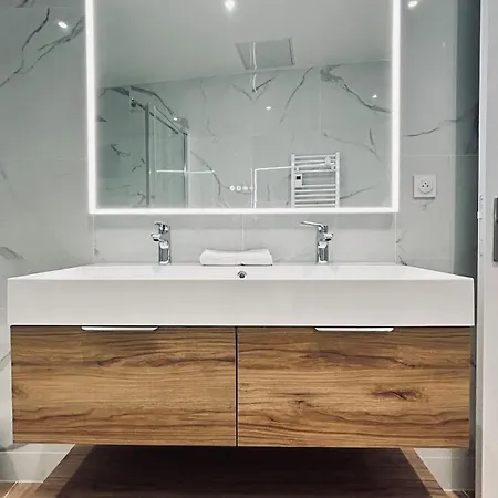 2 Lenoir T2 Spacieux Avec Jacuzzi Au Centre-ville